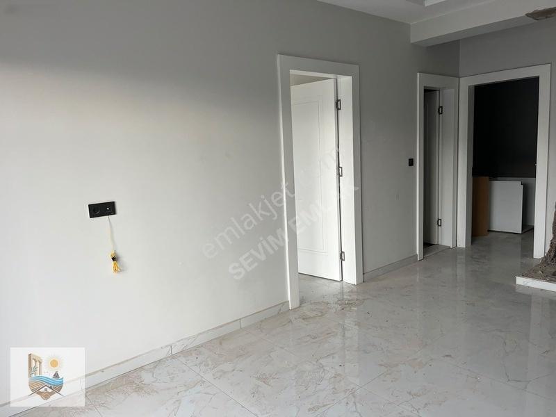 Güneş'te | Sıfır Yapılı | Doğalgazlı | Yerden Isıtmalı 2+1 — fotoğraf 8