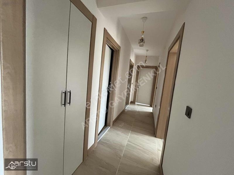 Arstu Gm.haliseden Örenli Tokide İçi Full Yapılı Satılık Ara Kat — fotoğraf 12