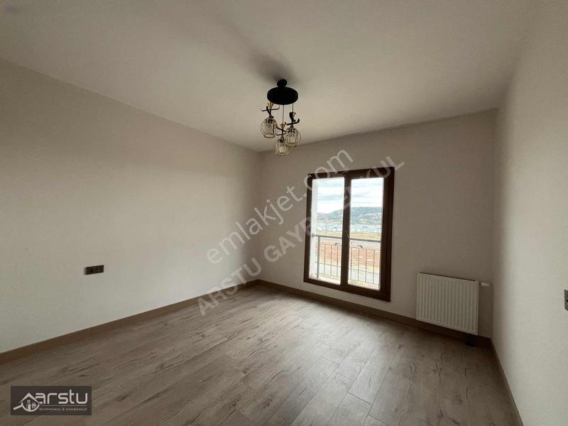 Arstu Gm.haliseden Örenli Tokide İçi Full Yapılı Satılık Ara Kat — fotoğraf 23