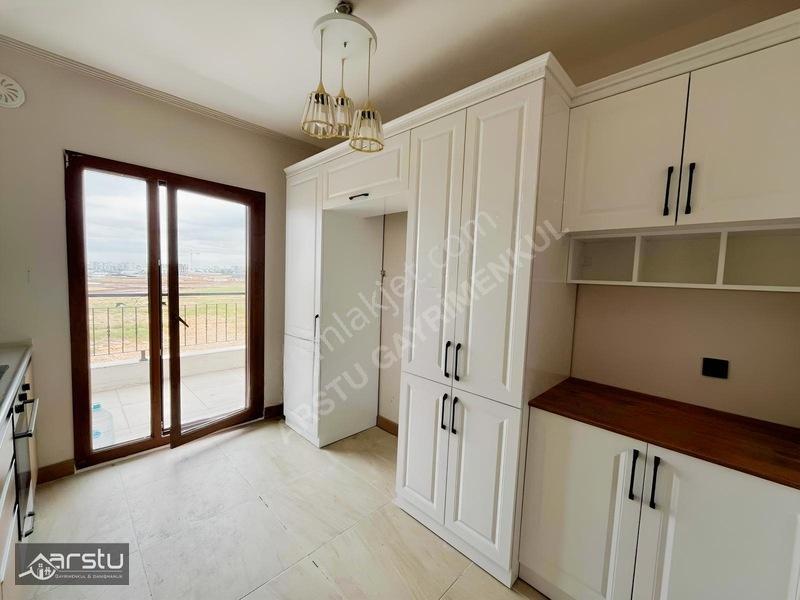 Arstu Gm.haliseden Örenli Tokide İçi Full Yapılı Satılık Ara Kat — fotoğraf 26