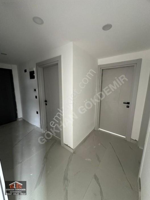 Gökhan Gökdemirden Fırsat Denize Yurume Mesafesinde 2+1 Daire — fotoğraf 6