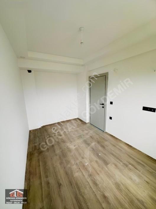 Gökhan Gökdemirden Fırsat Denize Yurume Mesafesinde 2+1 Daire — fotoğraf 18
