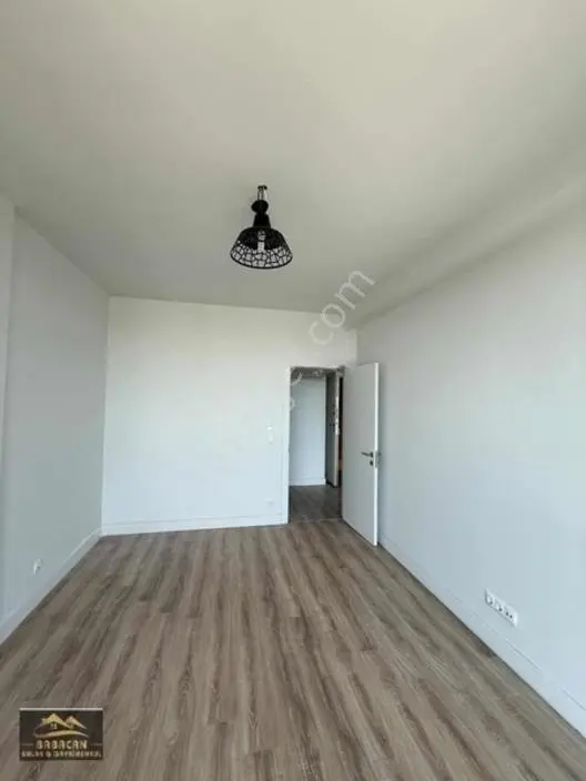 Bahçeşehir Akzirve Strada 1. 1+1 Satılık Fırsat Daire — fotoğraf 25
