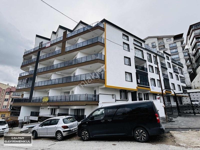 Mavigöl Dibi Lüks Yapılı Sıfır Binada Geniş Metrekareli 2+1 Dair