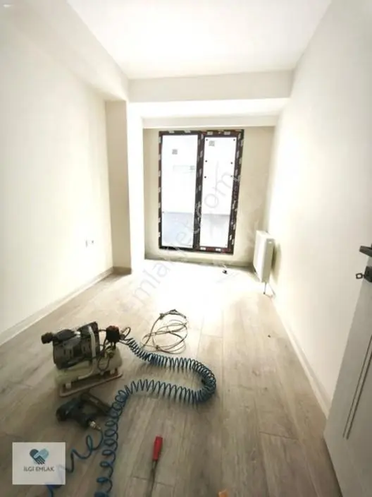 İstanbul Güngören Sanayi Mahallesi'nde Fırsar Sıfır Büyük 3+1 — fotoğraf 17