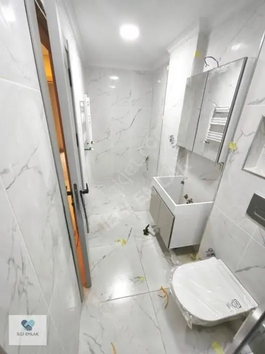 İstanbul Güngören Sanayi Mahallesi'nde Fırsar Sıfır Büyük 3+1 — fotoğraf 26