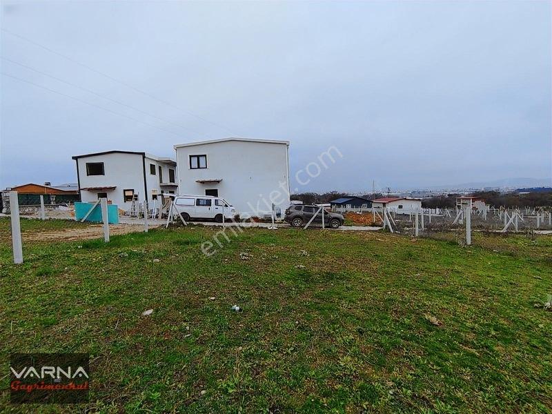 Menderes Dereköy Mah. Satılık 300 M2 Arsa Gibi Bahçe — fotoğraf 2