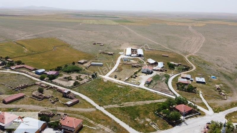 Çift Yola Cepheli 523 M² Konut İmarlı Arsa! Altyapısı Hazır — fotoğraf 3