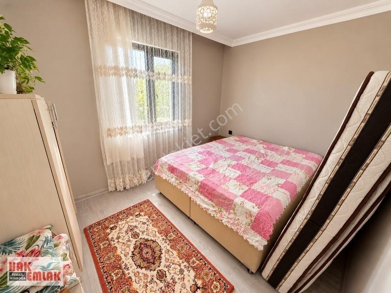 Hak Emlak'tan Yayla Köyünde Satılık 2+1 M.ev Ve 17.639m² Arazi — fotoğraf 11