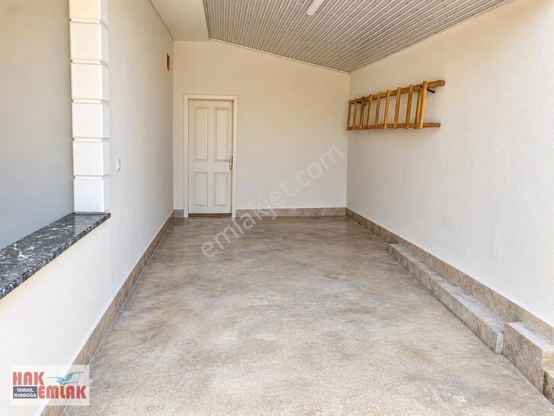 Hak Emlak'tan Yayla Köyünde Satılık 2+1 M.ev Ve 17.639m² Arazi — fotoğraf 26