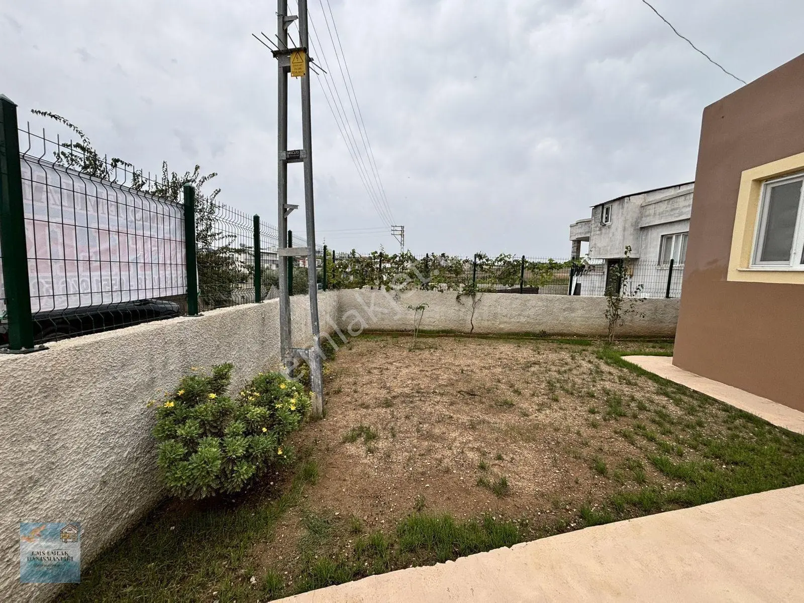 Gms Emlak’tan Karataş’ta Satılık 338m Arsa Üstüne Kurulu 2+1 Lux Müstakil Ev — fotoğraf 3