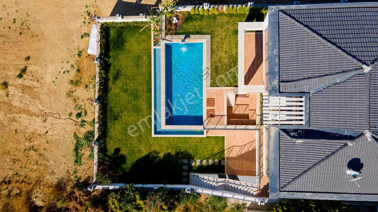 Kuşadası Soğucakta Tam Müstakil 4+2 Deniz Manzaralı Satılık Villa — fotoğraf 8