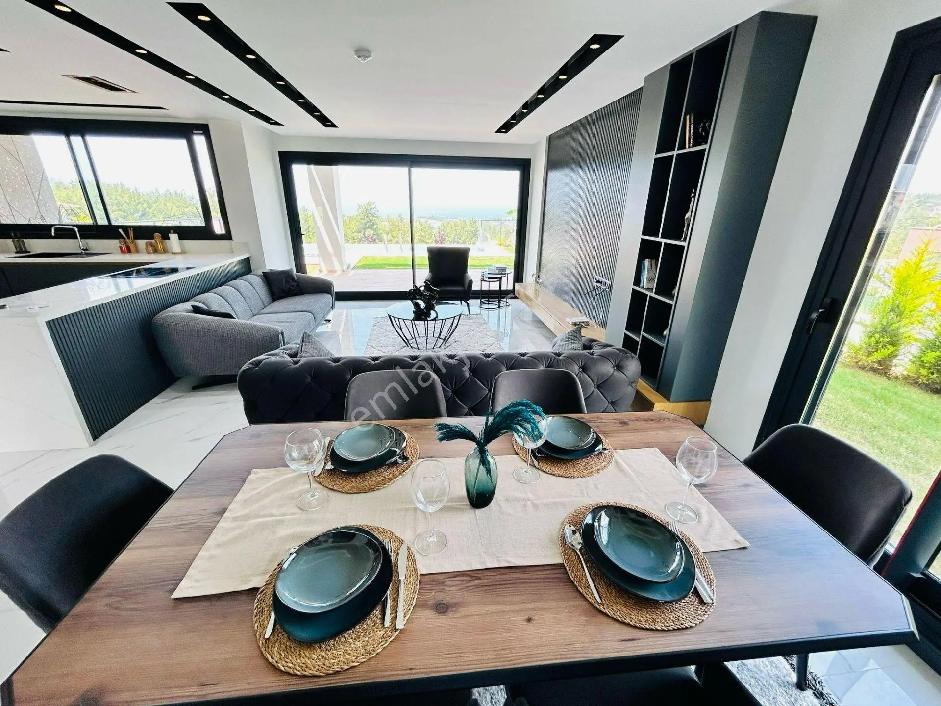 Kuşadası Soğucakta Tam Müstakil 4+2 Deniz Manzaralı Satılık Villa — fotoğraf 18