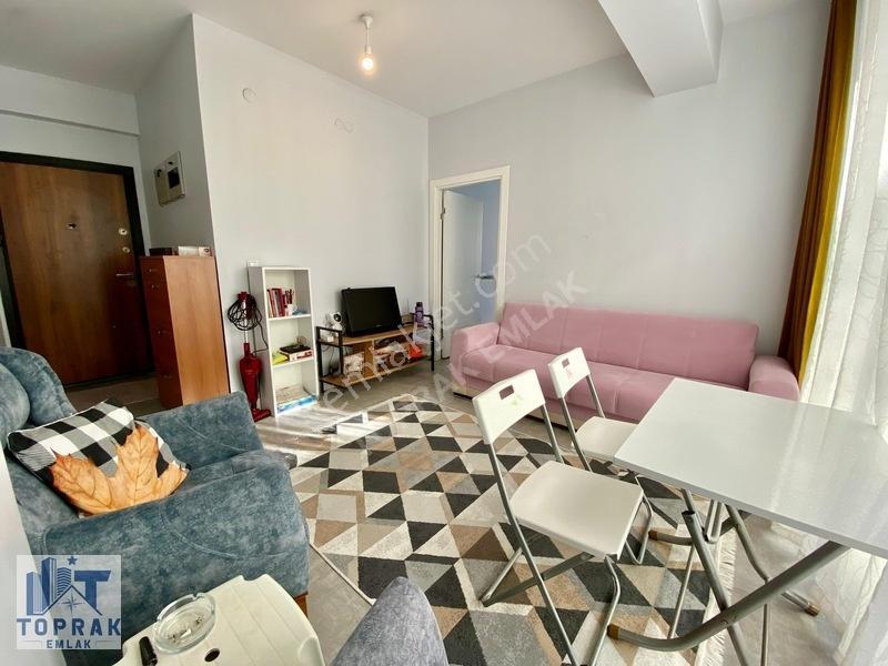 Toprak Emlak'tan Cadde Üzeri / Ara Kat / Kiracılı / Satılık 1+1 — fotoğraf 8