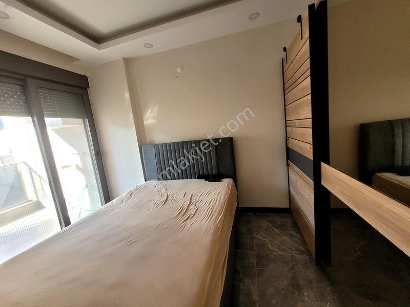 Sarısuda Yüzme Havuzlu Tek Bloklu Sitede 1+1 Eşyalı Satılık — fotoğraf 5