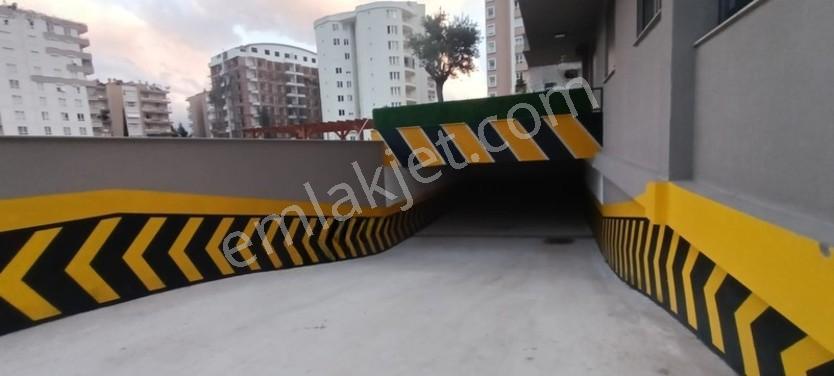 Sarısuda Yüzme Havuzlu Tek Bloklu Sitede 1+1 Eşyalı Satılık — fotoğraf 15