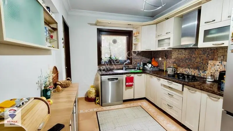 Remax Mavi'den Adapazarı/karaman, Doğa İçinde Geniş Bahçe Villa — fotoğraf 6