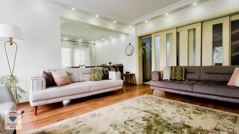 Remax Mavi'den Adapazarı/karaman, Doğa İçinde Geniş Bahçe Villa — fotoğraf 8