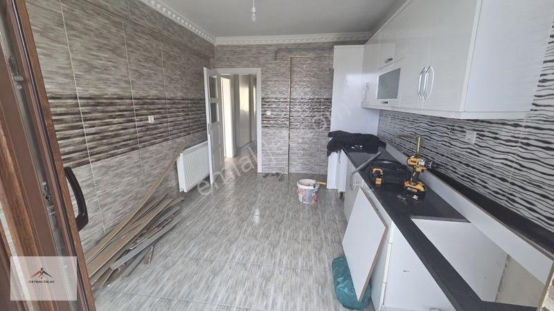 Carşı Merkezde Masrafsız İskanlı 3cü Kat Satılık Yeni Daire — fotoğraf 4
