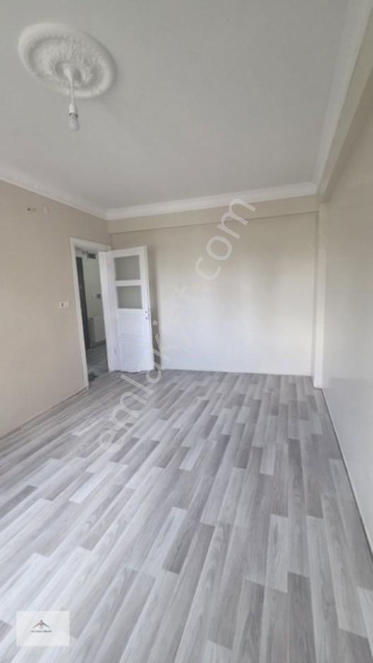 Carşı Merkezde Masrafsız İskanlı 3cü Kat Satılık Yeni Daire — fotoğraf 22