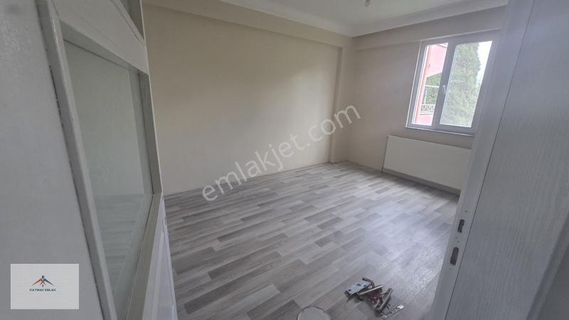 Carşı Merkezde Masrafsız İskanlı 3cü Kat Satılık Yeni Daire — fotoğraf 24