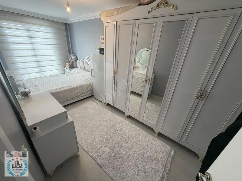 Eminevime Uygun Uğurmumcu Mh. 2+1 Asansörlü 5 Yıllık Lüx Daire — fotoğraf 5