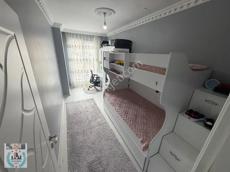 Eminevime Uygun Uğurmumcu Mh. 2+1 Asansörlü 5 Yıllık Lüx Daire — fotoğraf 7
