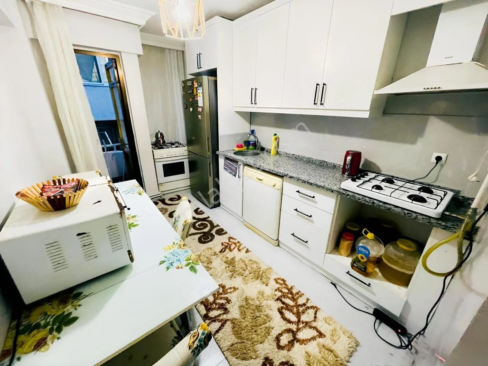 Özkan'dan Hürriyet Caddesi'nde 90m² Bakımlı-satılık 2+1 Daire — fotoğraf 10