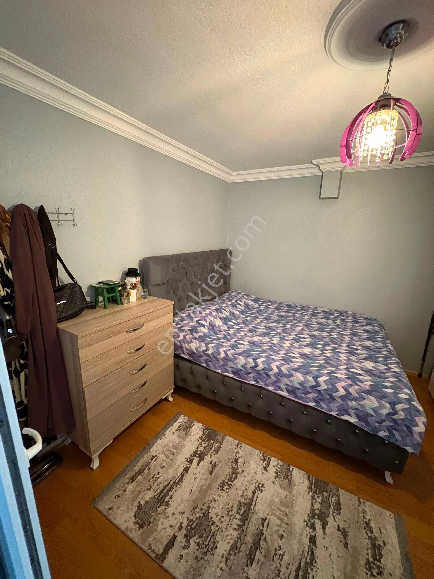 Üzmez Gayrimenkul'den Ful Tadilatlı Satılık 2+1 — fotoğraf 12
