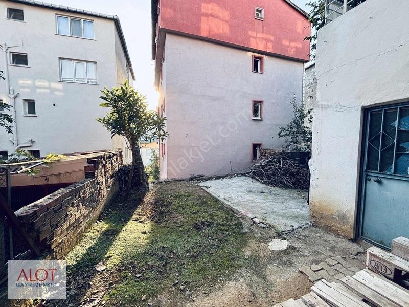 Üsküdar Küplüce Mahallesi Komple Satılık Bina — fotoğraf 2