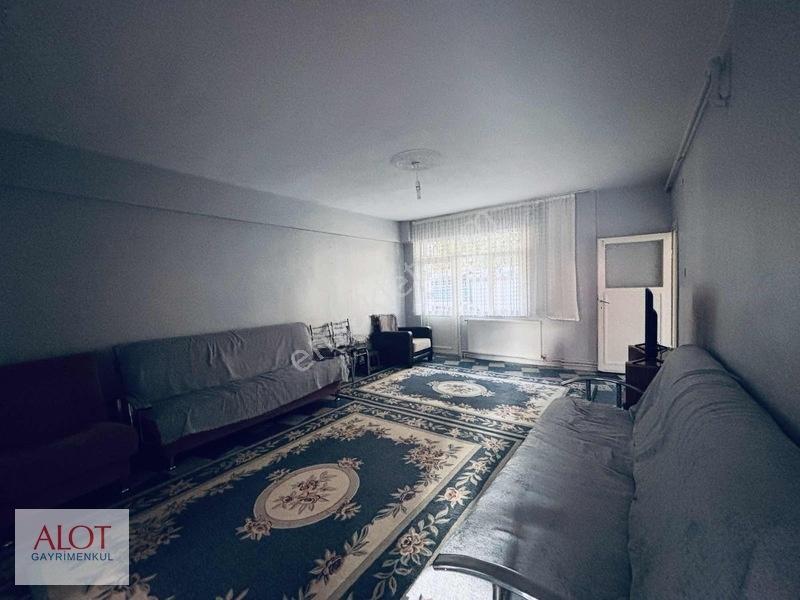 Üsküdar Küplüce Mahallesi Komple Satılık Bina — fotoğraf 11