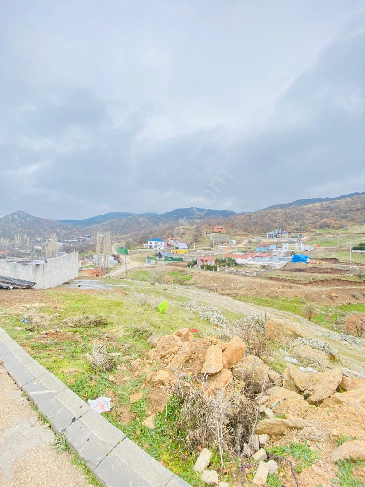 Afyon Çakırköy'de Temiz Tapulu Yatırımlık Satılık Arsa — fotoğraf 6