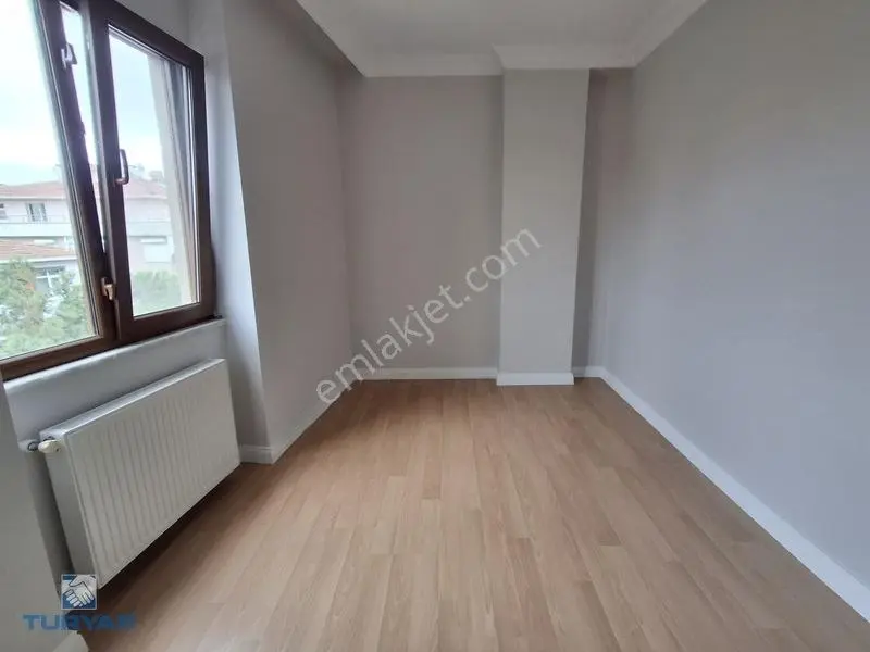 Turyap'tan Değirmenyolunda Arakat Ön Cephe Katta Tek 3+1 — fotoğraf 25
