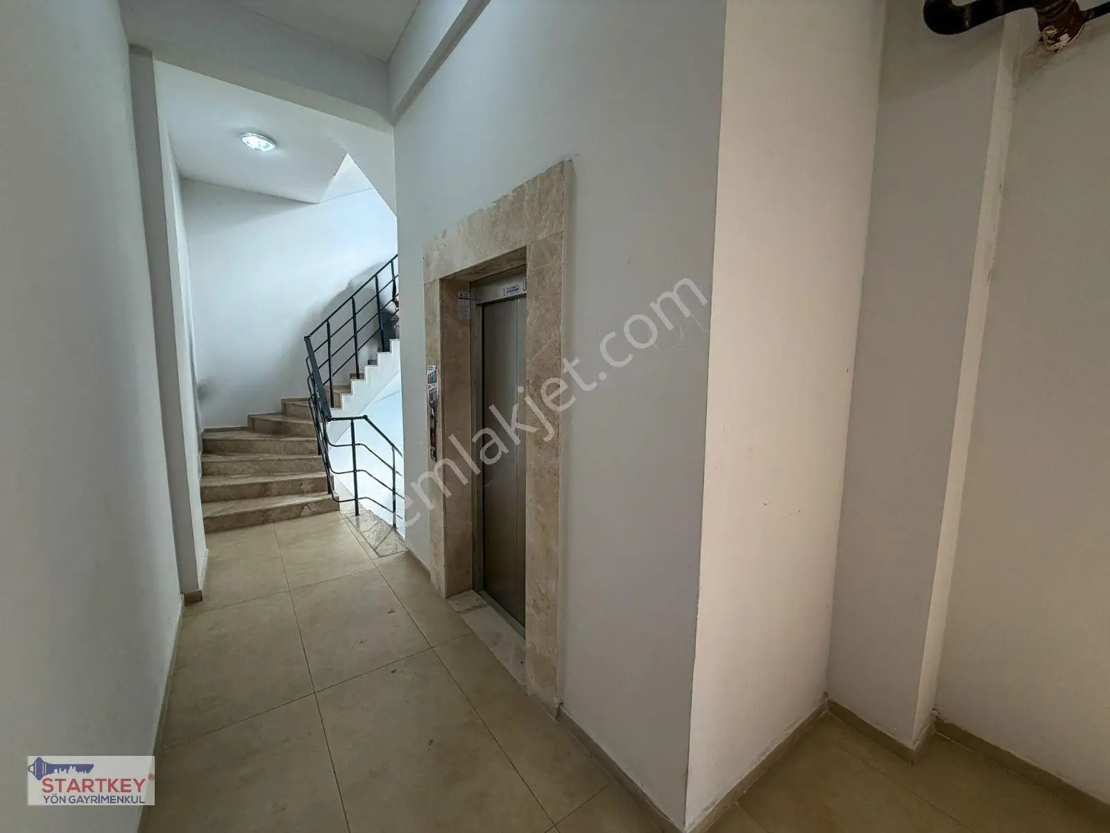 Startkey Yön'den Satılık 1+1 — fotoğraf 15
