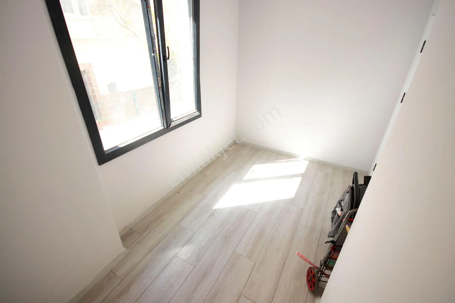 🛑🛑aktiften Akçay'da Satılık Kalitesi Fark Yaratan Sıfır Arakat Denize 150mt 2+1daire — fotoğraf 10