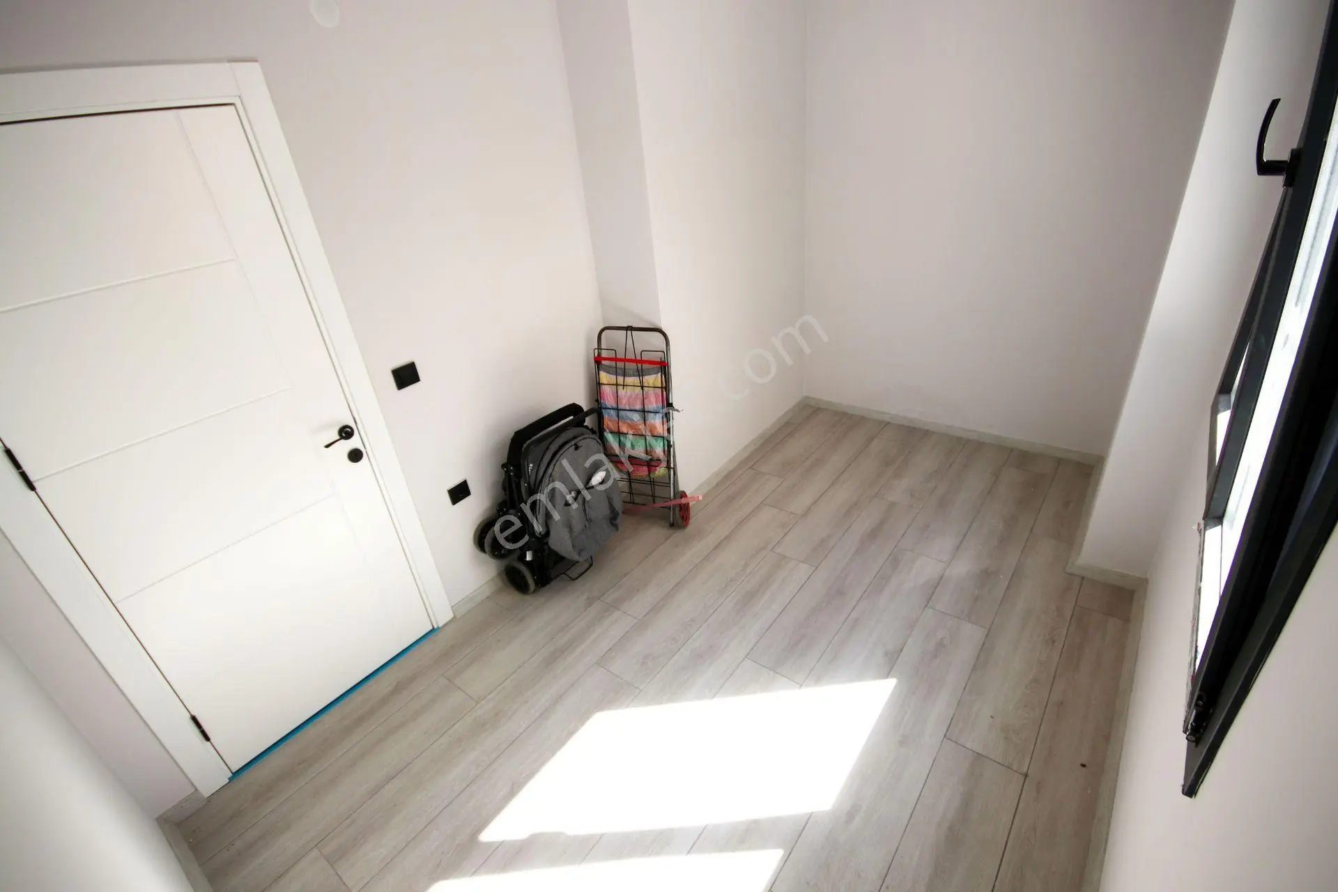 🛑🛑aktiften Akçay'da Satılık Kalitesi Fark Yaratan Sıfır Arakat Denize 150mt 2+1daire — fotoğraf 24