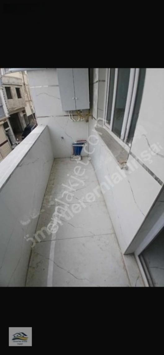 Kilis Ekrem Çetin Mah. De 2 Katlı, 120m, D. Gazlı ,garajlı Ev — fotoğraf 2