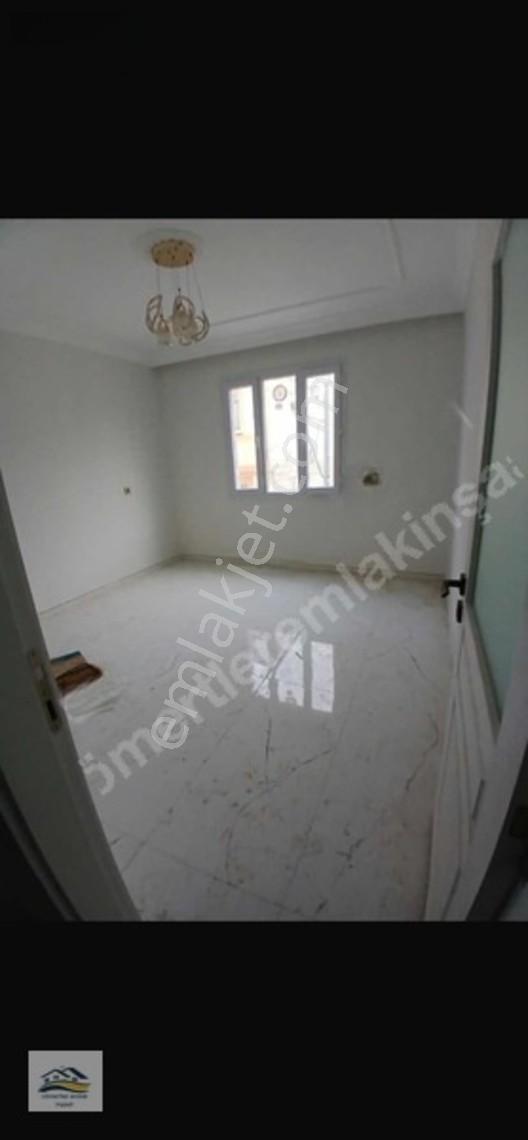 Kilis Ekrem Çetin Mah. De 2 Katlı, 120m, D. Gazlı ,garajlı Ev — fotoğraf 4