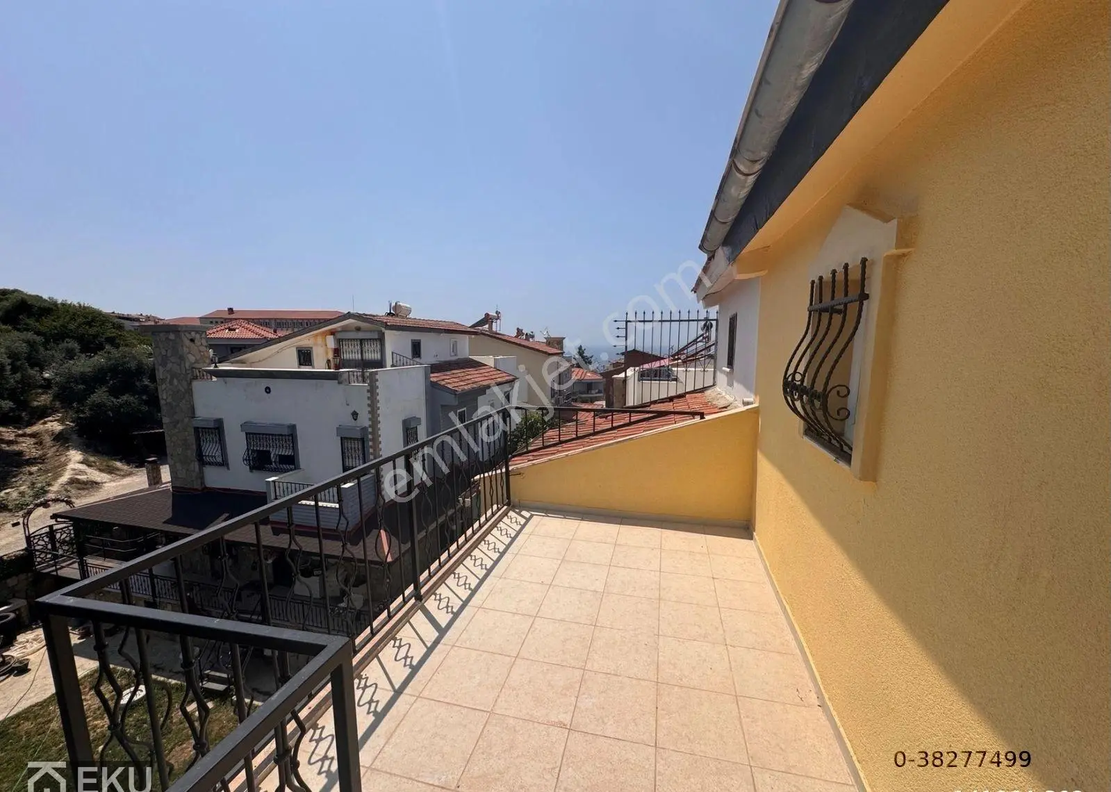 Kuşadası Bayraklıdede Mah. De Köşe Konum Geniş Bahçeli Satılık Villa — fotoğraf 10