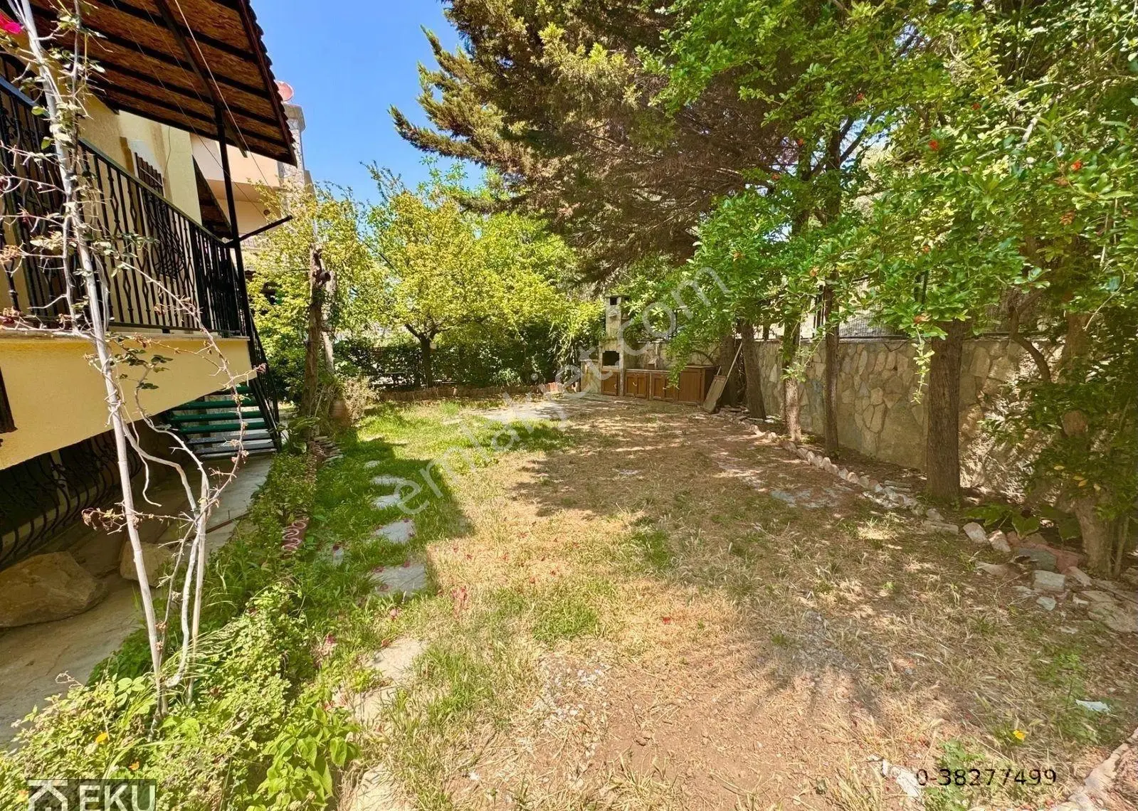 Kuşadası Bayraklıdede Mah. De Köşe Konum Geniş Bahçeli Satılık Villa — fotoğraf 26