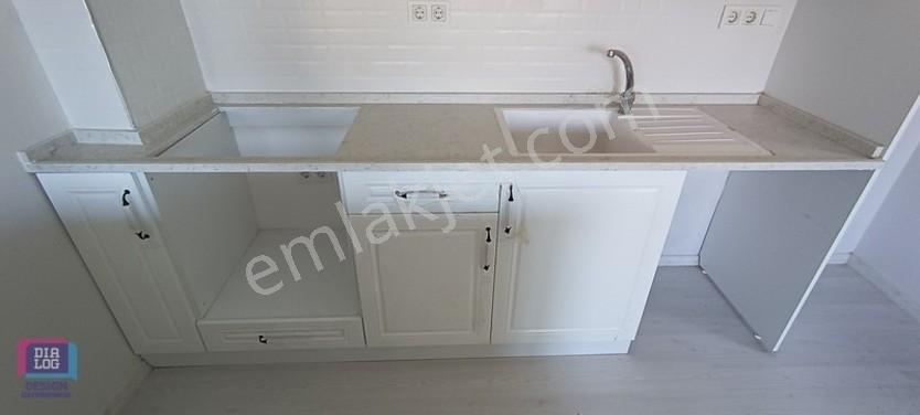 Foça'nın Kalbinde Tadilatlı Satılık 2+1 Daire — fotoğraf 6