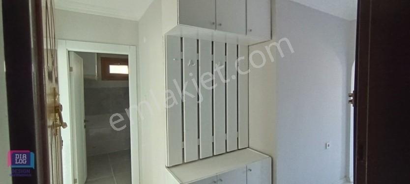 Foça'nın Kalbinde Tadilatlı Satılık 2+1 Daire — fotoğraf 13