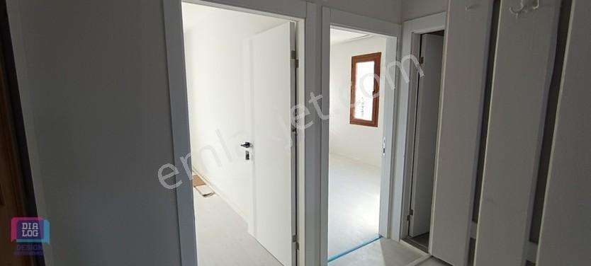 Foça'nın Kalbinde Tadilatlı Satılık 2+1 Daire — fotoğraf 14
