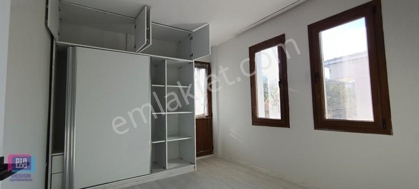Foça'nın Kalbinde Tadilatlı Satılık 2+1 Daire — fotoğraf 18