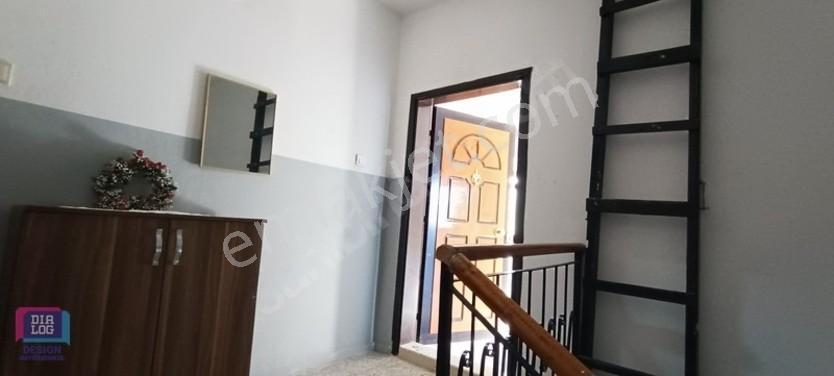 Foça'nın Kalbinde Tadilatlı Satılık 2+1 Daire — fotoğraf 25