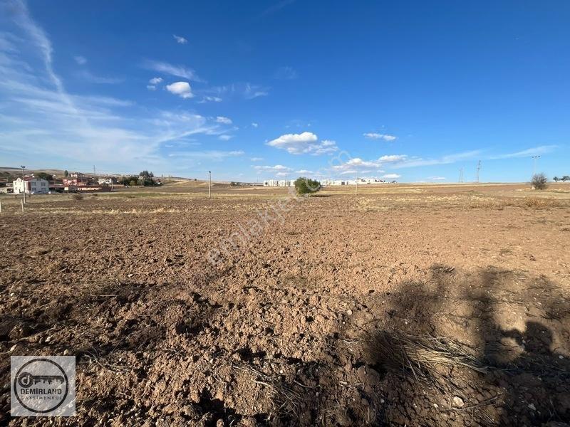 Demirland'dan Satılık Parmakören'de 3940m² İmara Yakın Tarla — fotoğraf 11
