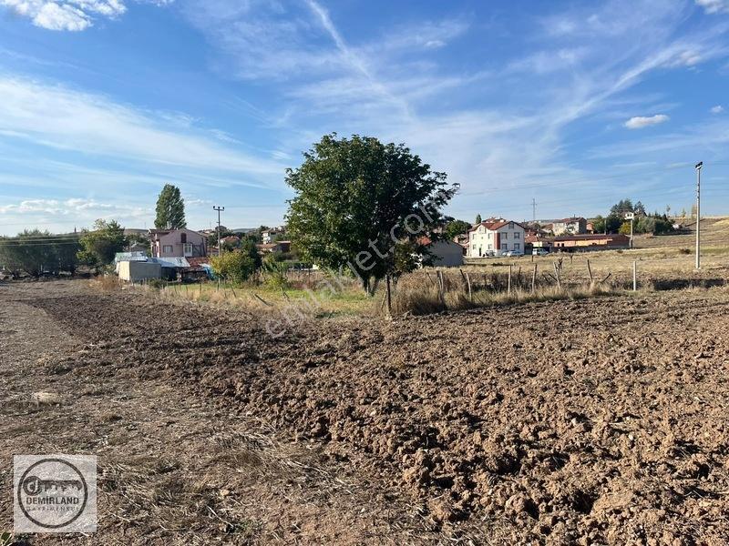 Demirland'dan Satılık Parmakören'de 3940m² İmara Yakın Tarla — fotoğraf 14