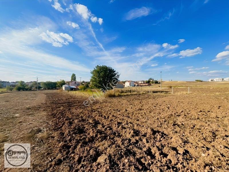 Demirland'dan Satılık Parmakören'de 3940m² İmara Yakın Tarla — fotoğraf 15