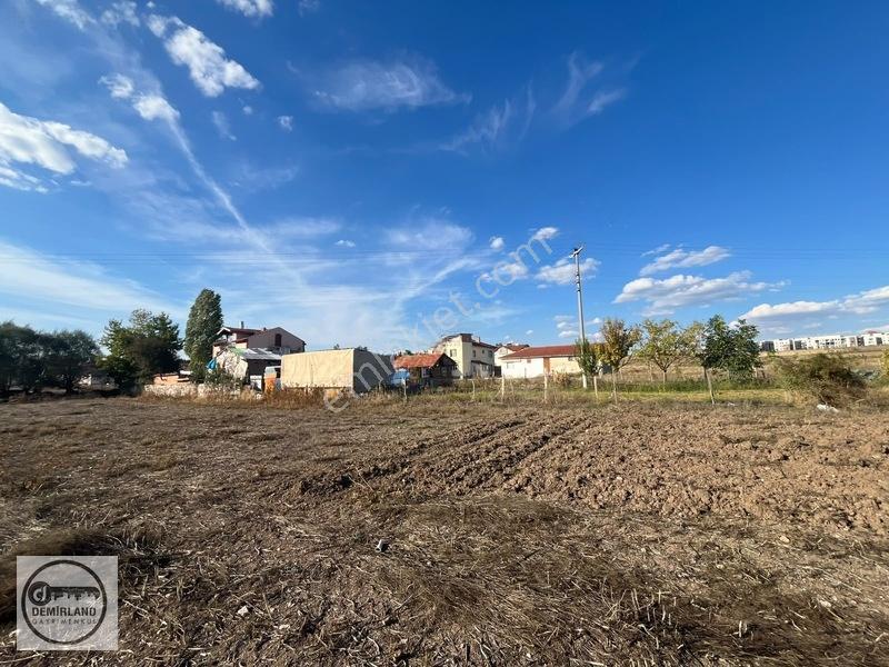 Demirland'dan Satılık Parmakören'de 3940m² İmara Yakın Tarla — fotoğraf 22