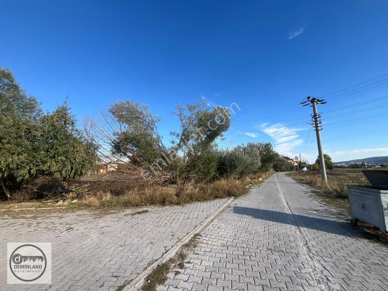 Demirland'dan Satılık Parmakören'de 3940m² İmara Yakın Tarla — fotoğraf 26